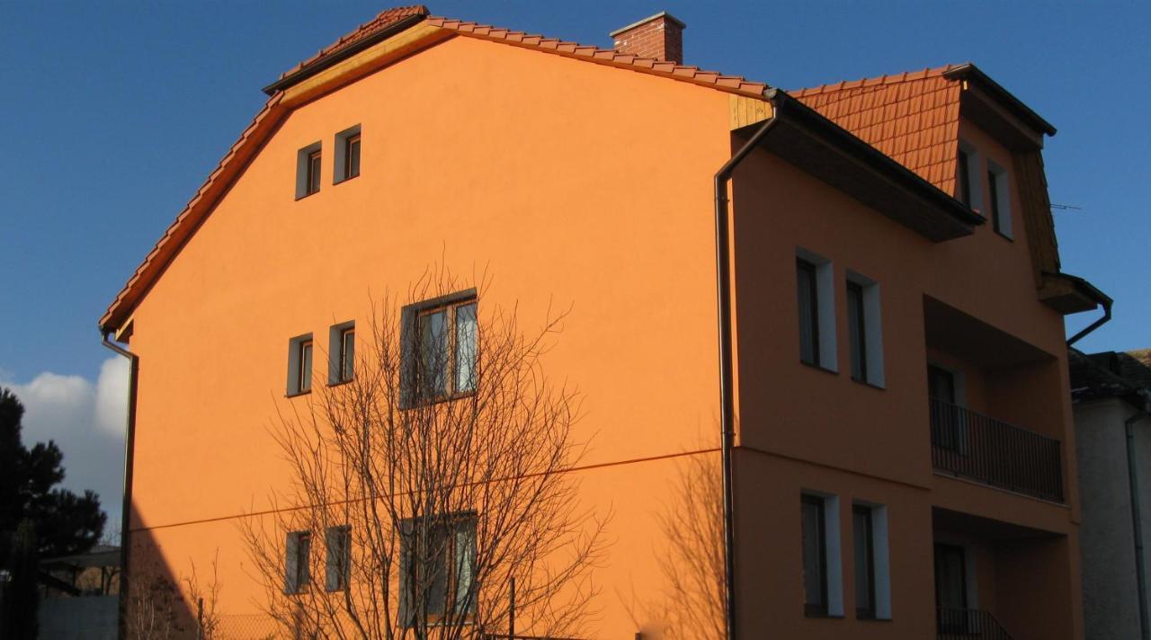 Privat Bohemia Hotel Satov Luaran gambar