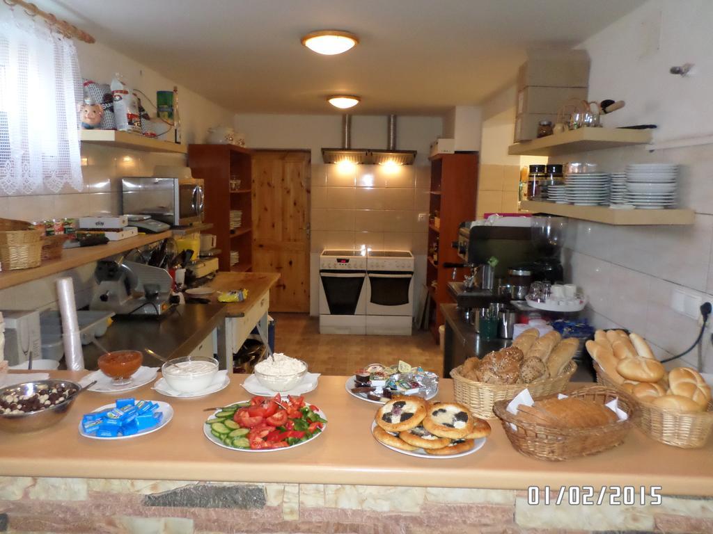 Privat Bohemia Hotel Satov Luaran gambar