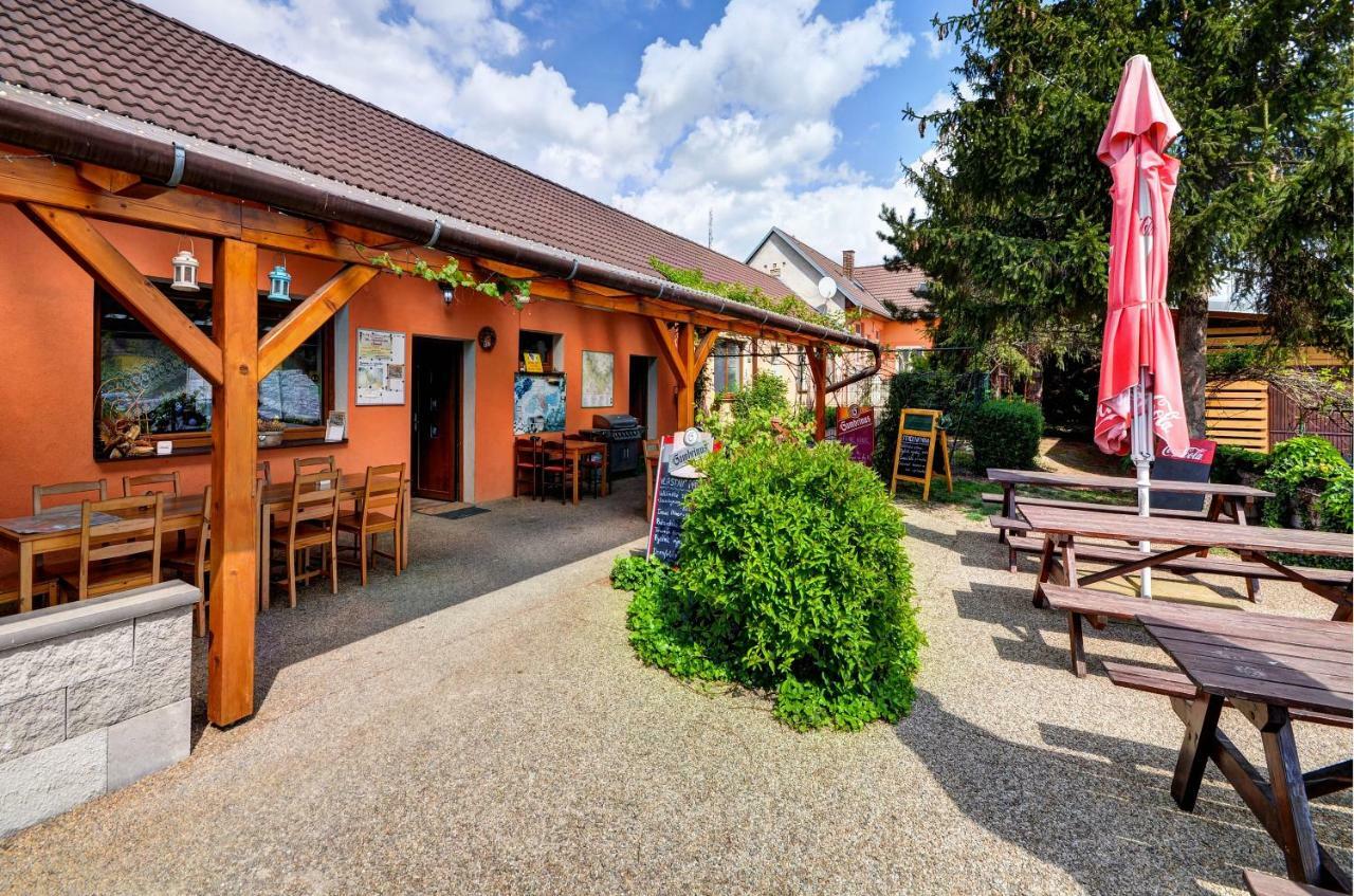 Privat Bohemia Hotel Satov Luaran gambar